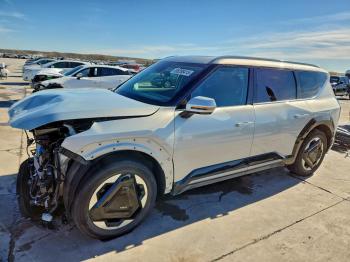  Salvage Kia Ev9 Land