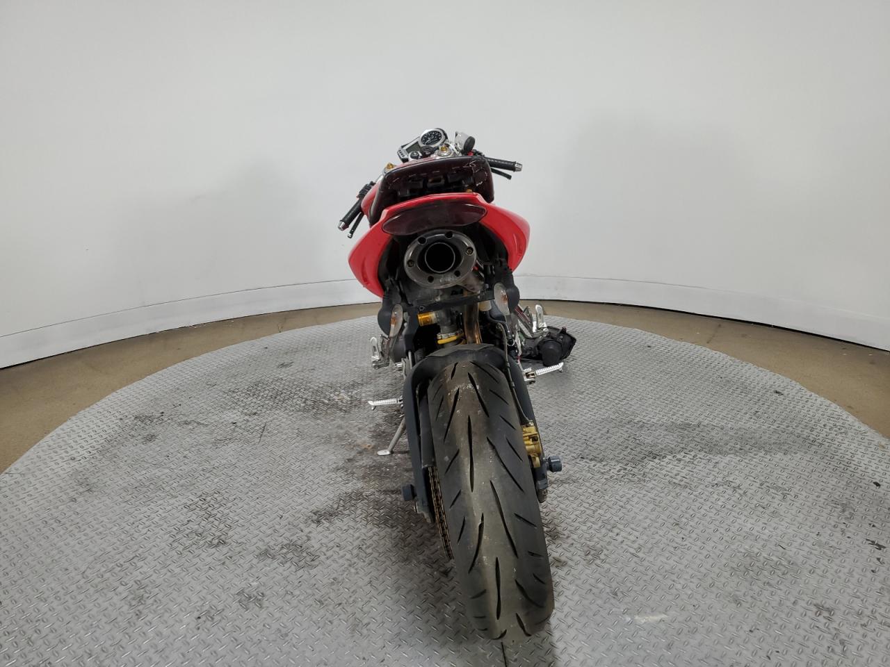 Triumph Motorcycle Daytona 675 Image 10