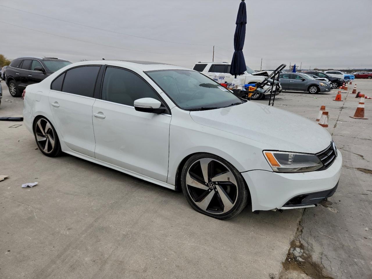 Volkswagen Jetta Sel Image 9