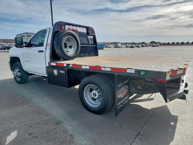 Chevrolet Silverado C3500 Image 3
