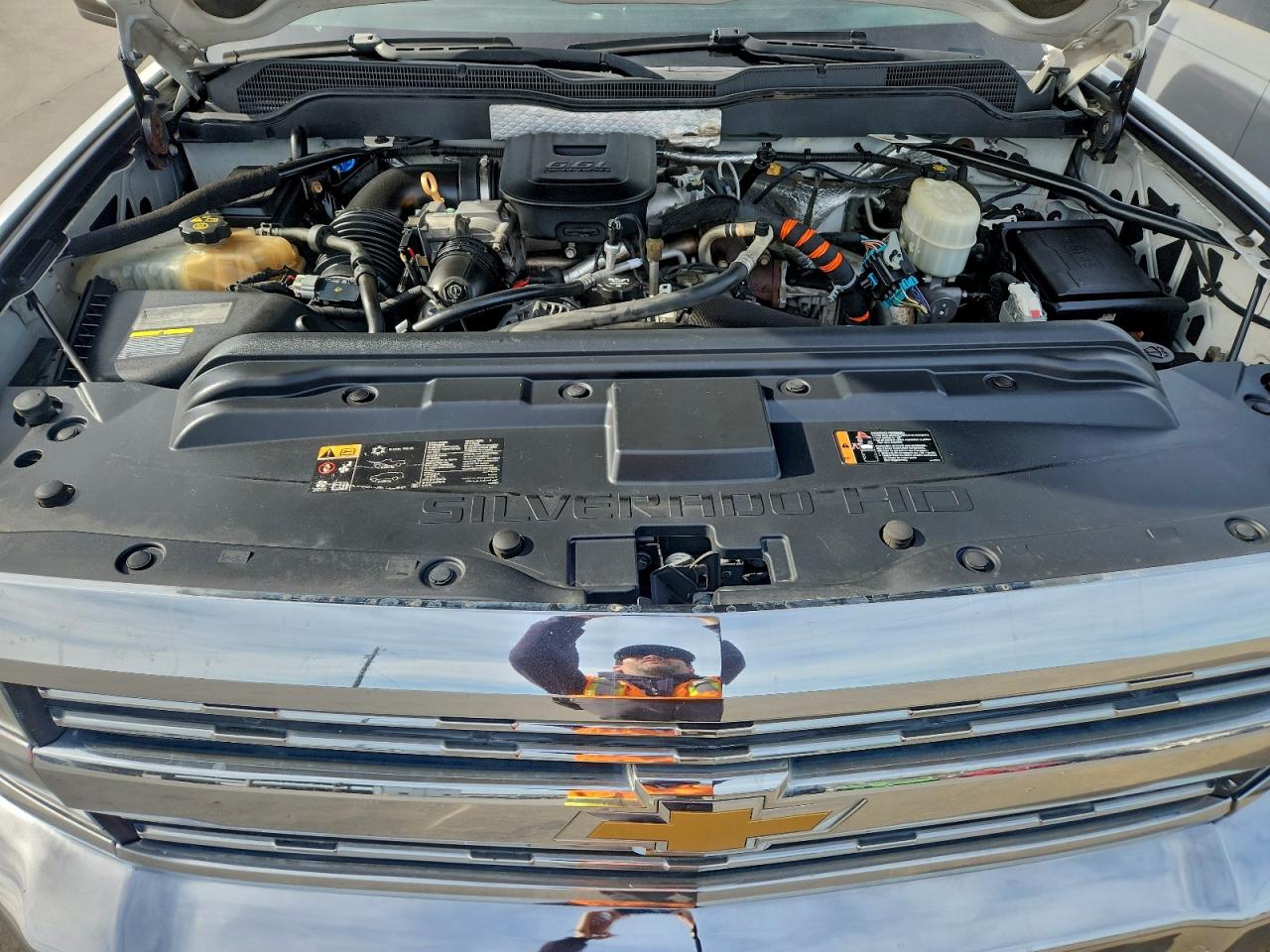 Chevrolet Silverado C3500 Image 7