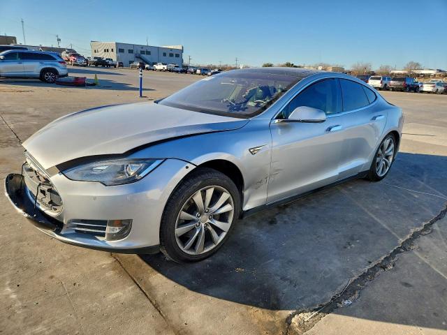 Salvage Tesla Model S