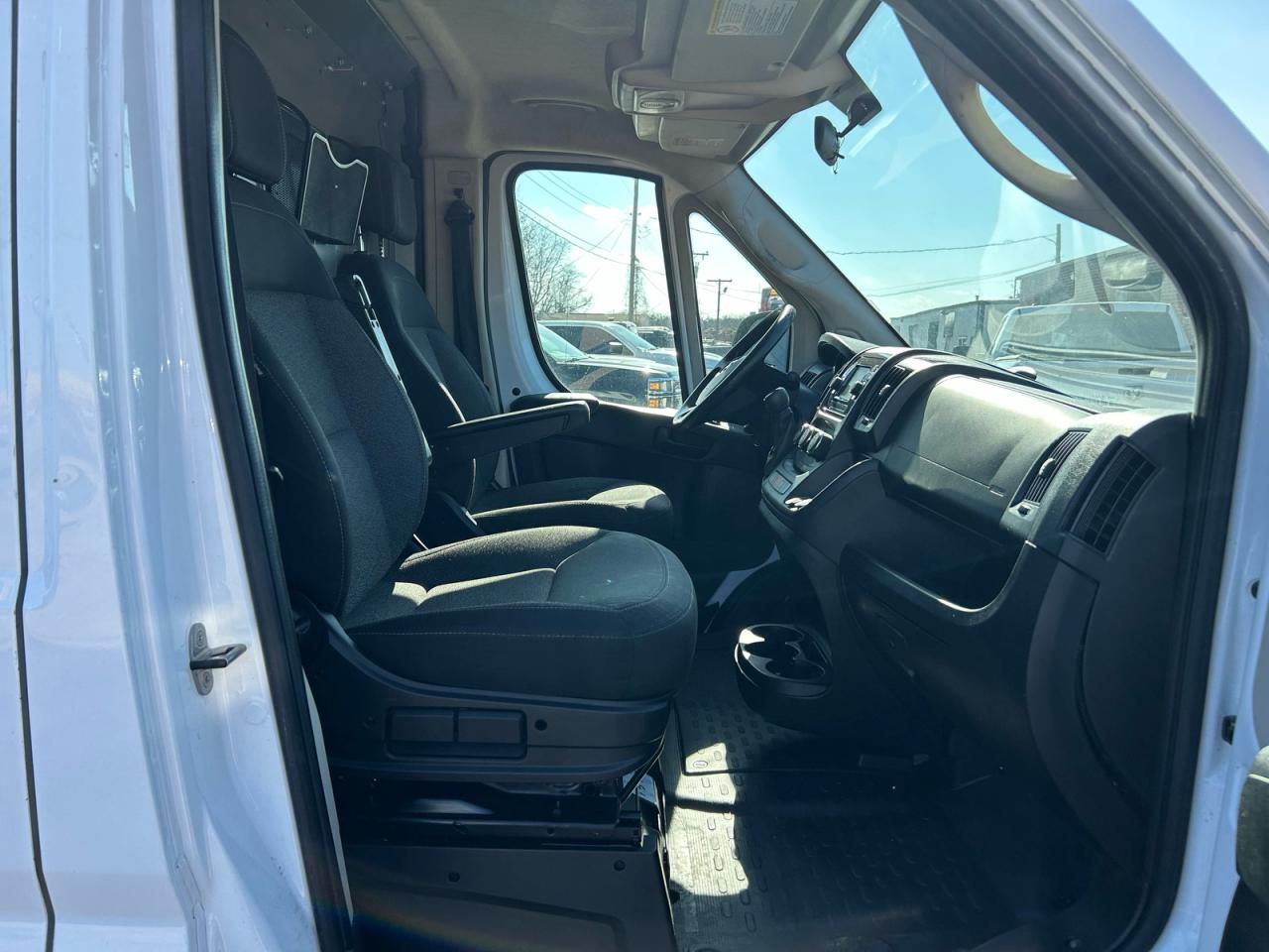 Ram Promaster 1500 High Image 4