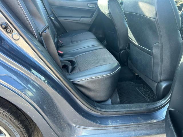 Toyota Corolla L Image 10