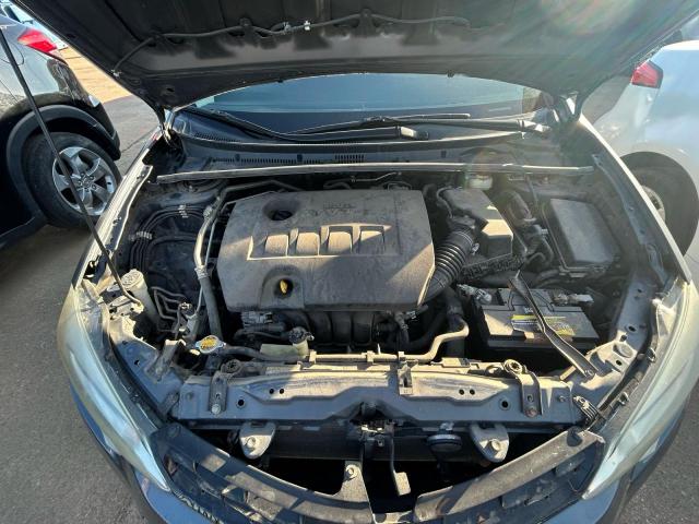 Toyota Corolla L Image 5