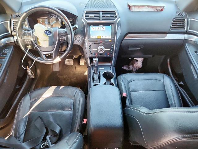 Ford Explorer Limited Image 10