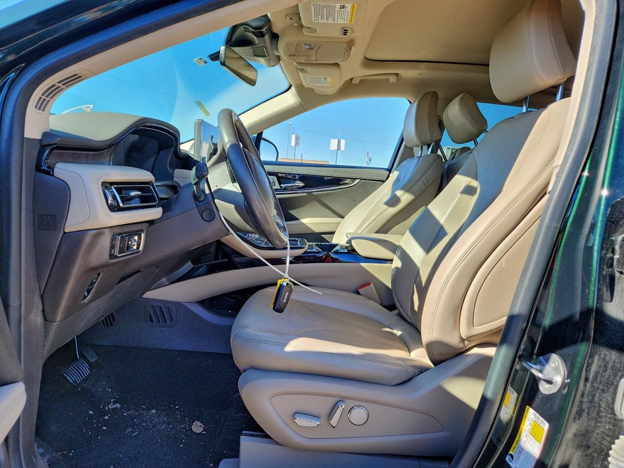 Lincoln Nautilus Reserve Image 4