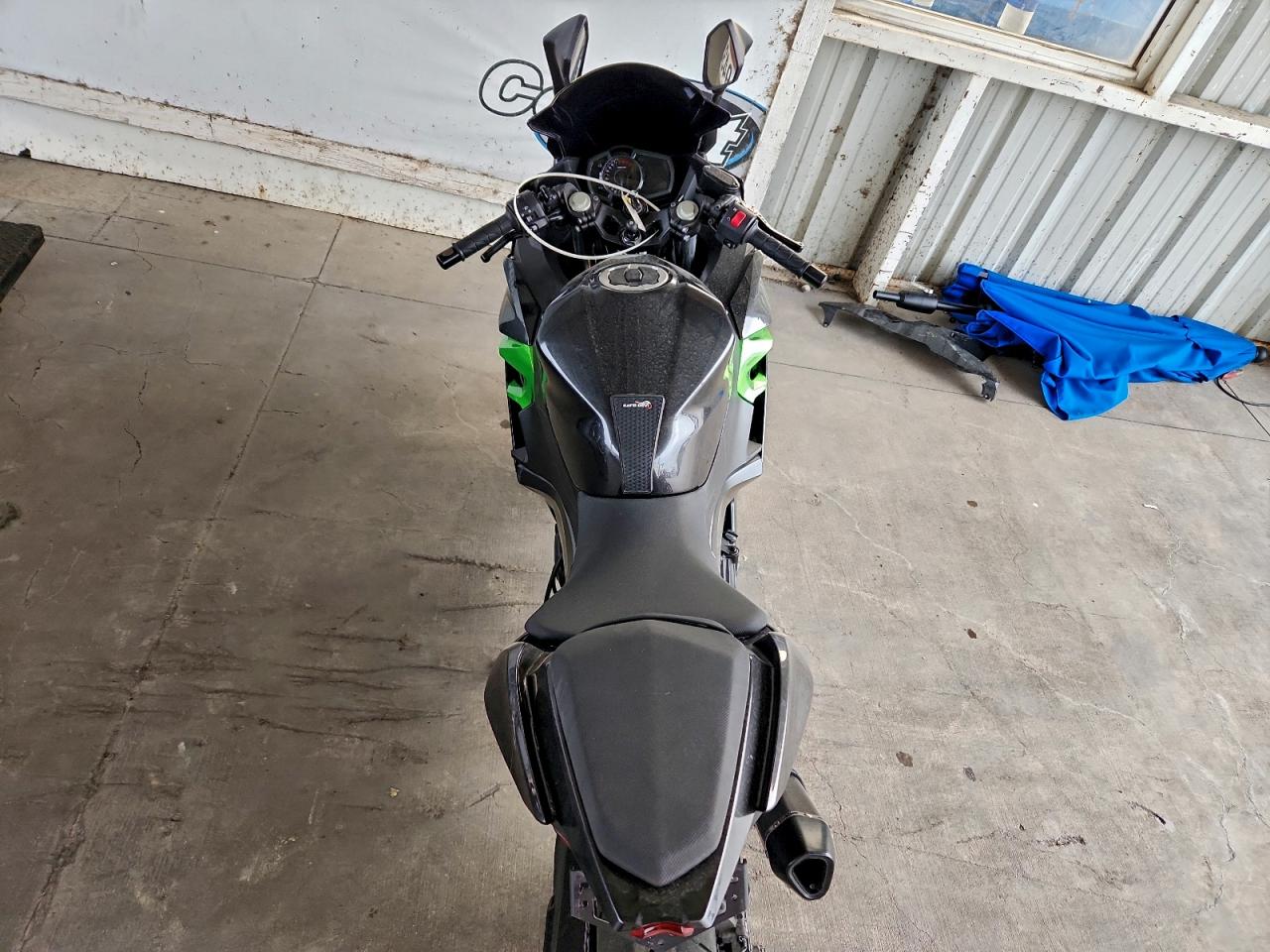 Kawasaki Ex400 Image 4