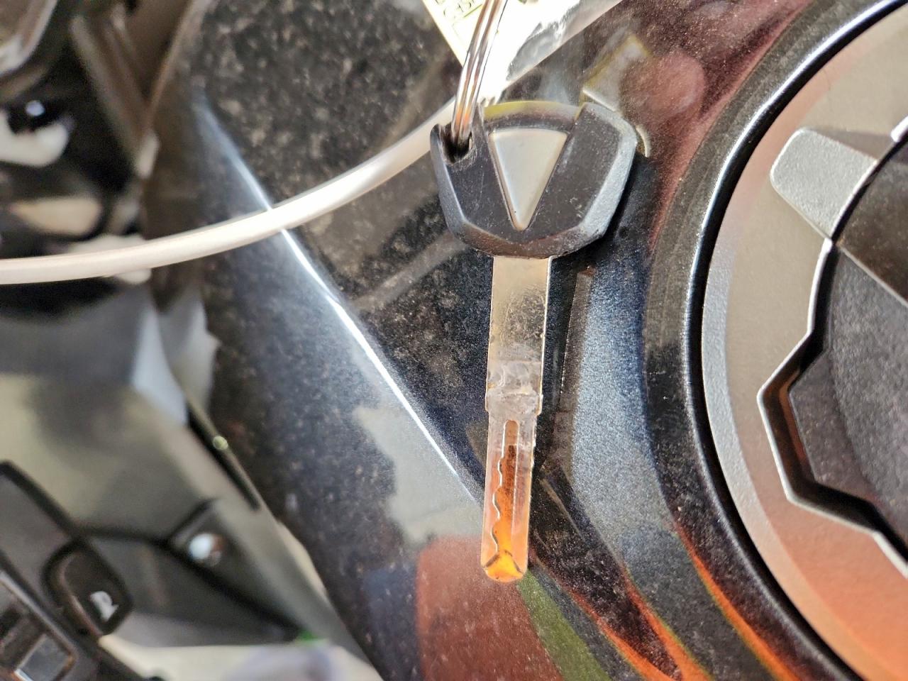 Kawasaki Ex400 Image 2