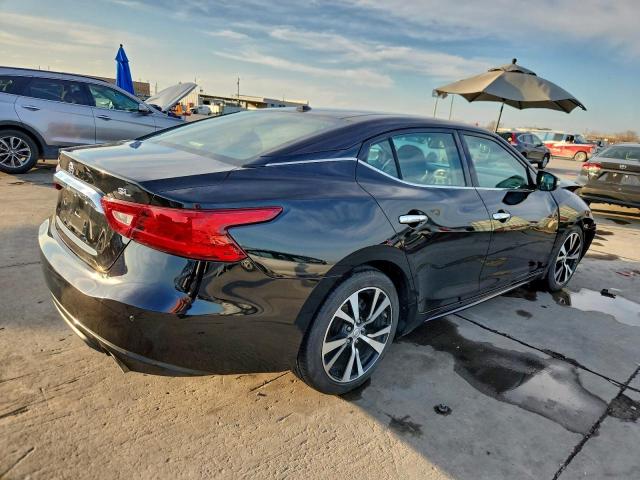 Nissan Maxima 3.5s Image 7