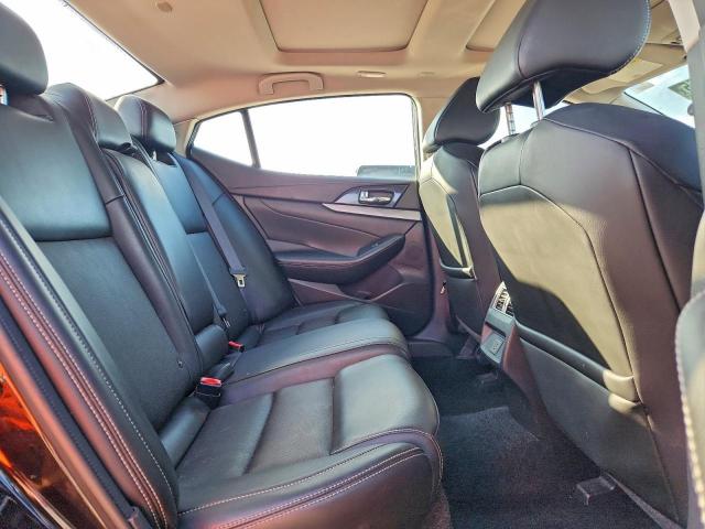 Nissan Maxima 3.5s Image 10