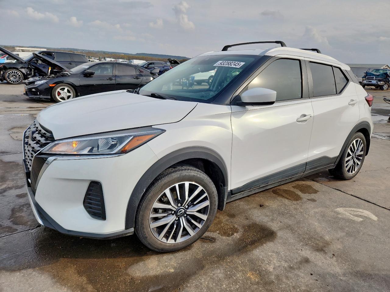 Nissan Kicks Sv Image 1