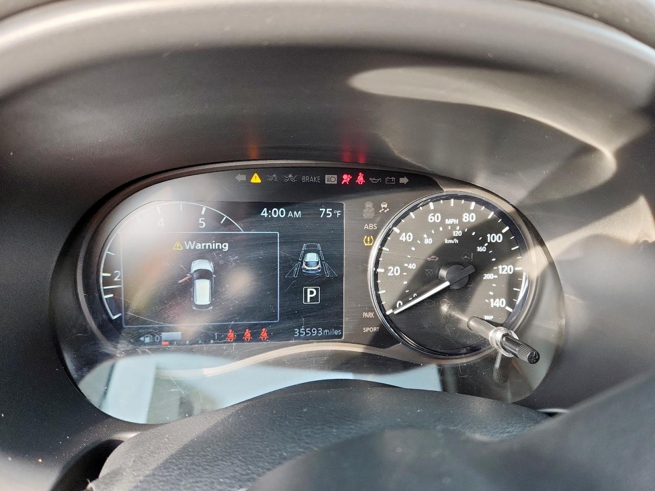 Nissan Kicks Sv Image 8