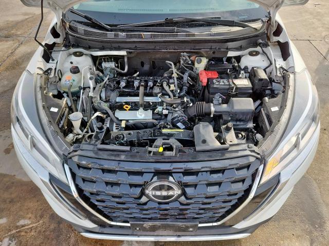 Nissan Kicks Sv Image 10