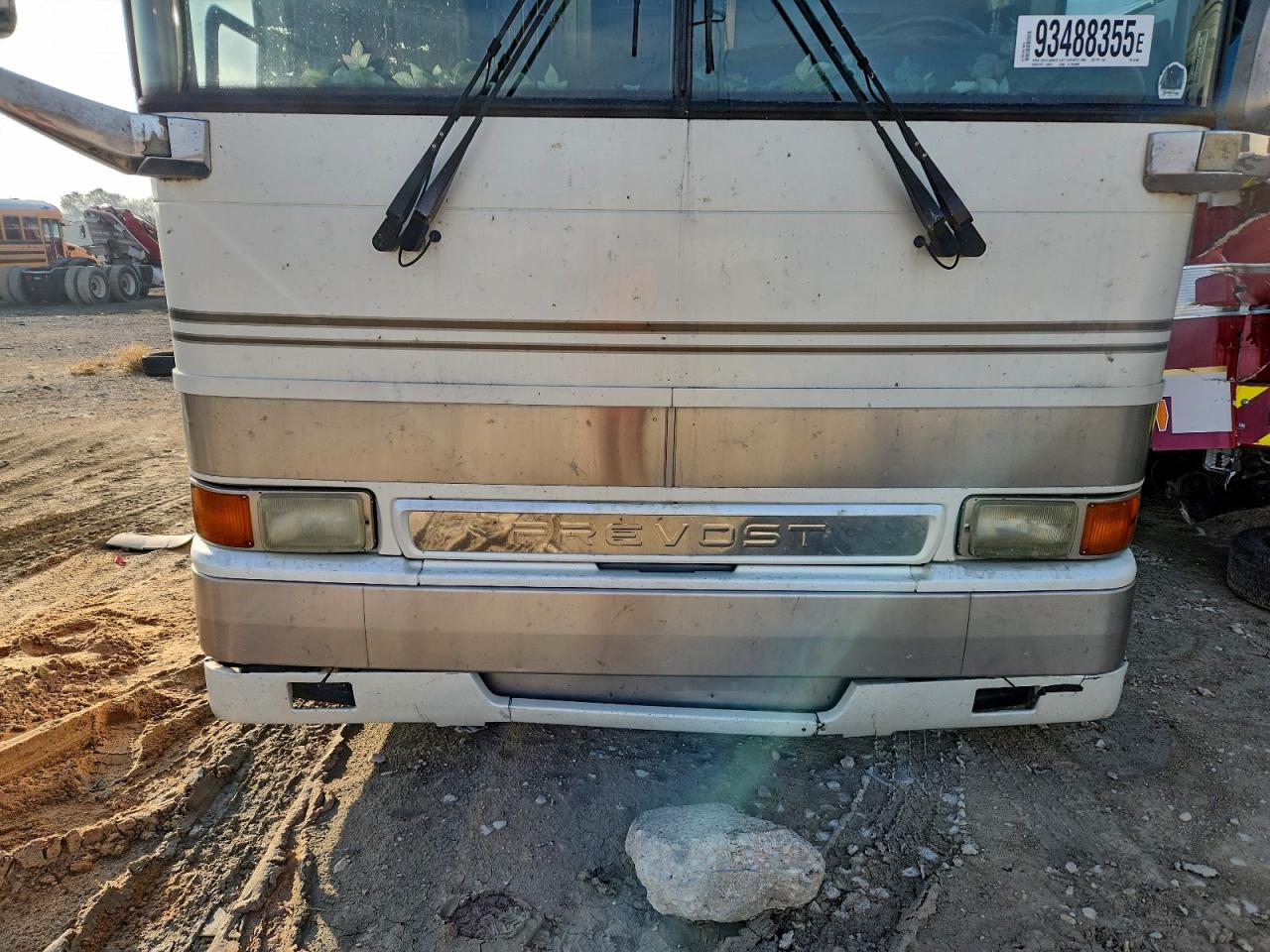 Prevost Bus Image 3