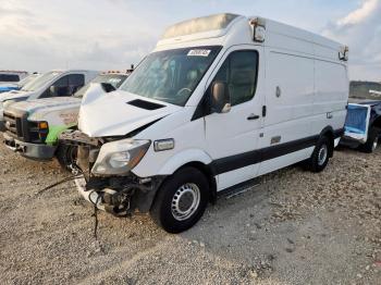  Salvage Mercedes-Benz Sprinter