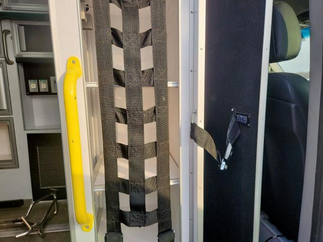 Mercedes-Benz Sprinter 2500 Image 3