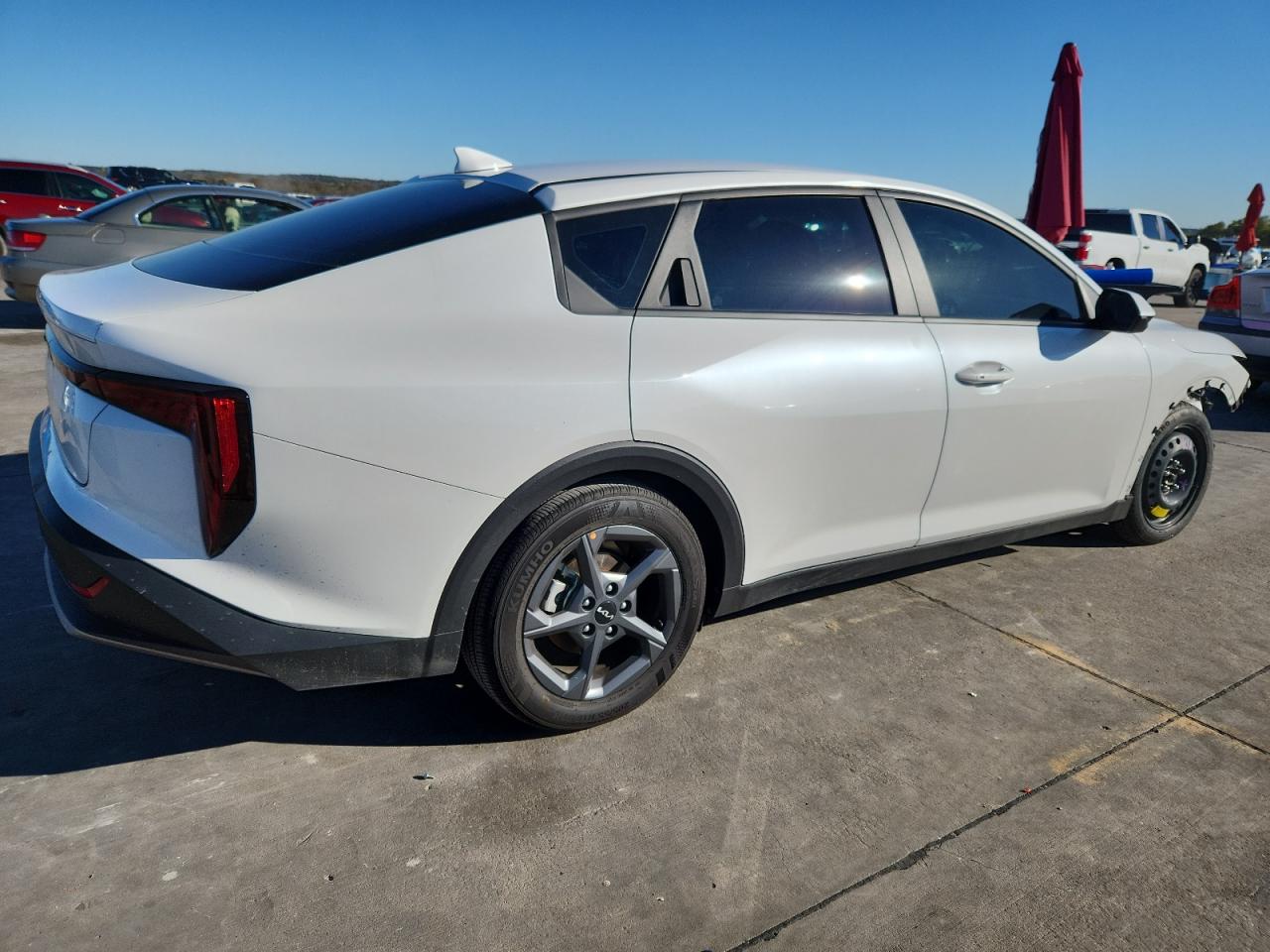 Kia K4 Lx Lx Image 3