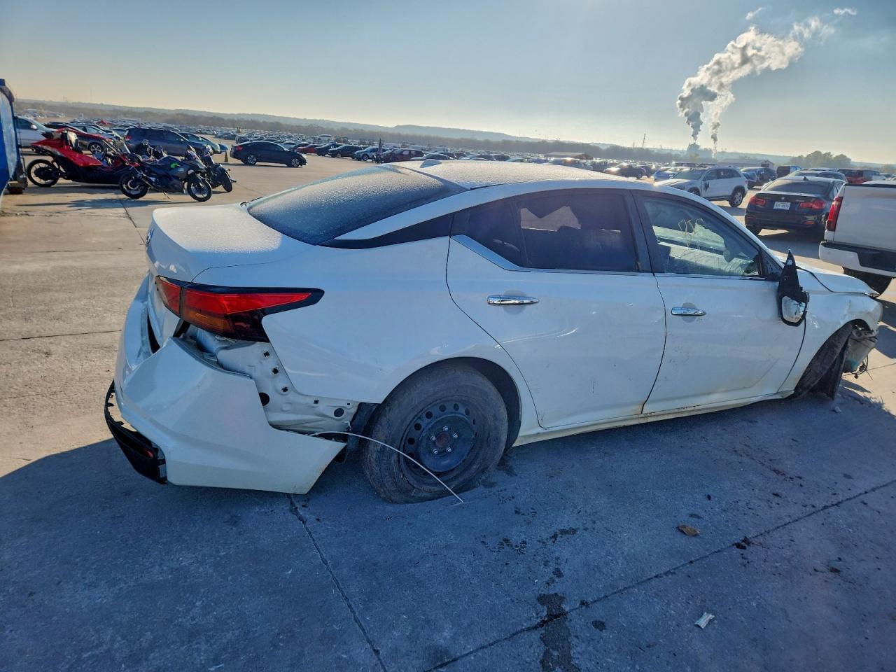 Nissan Altima S Image 3