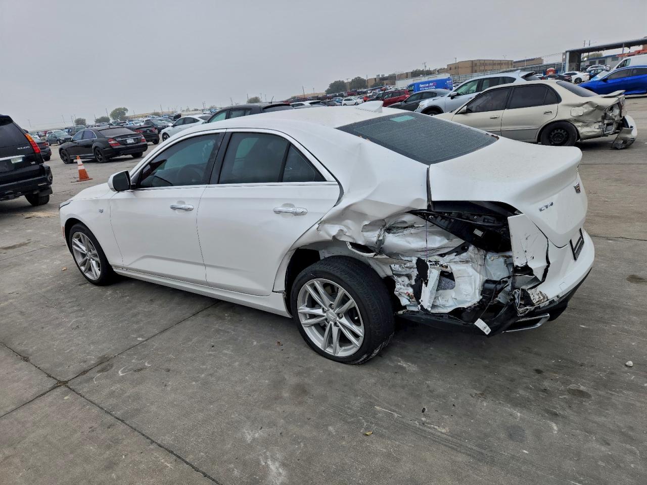 Cadillac CT4 Luxury Image 4