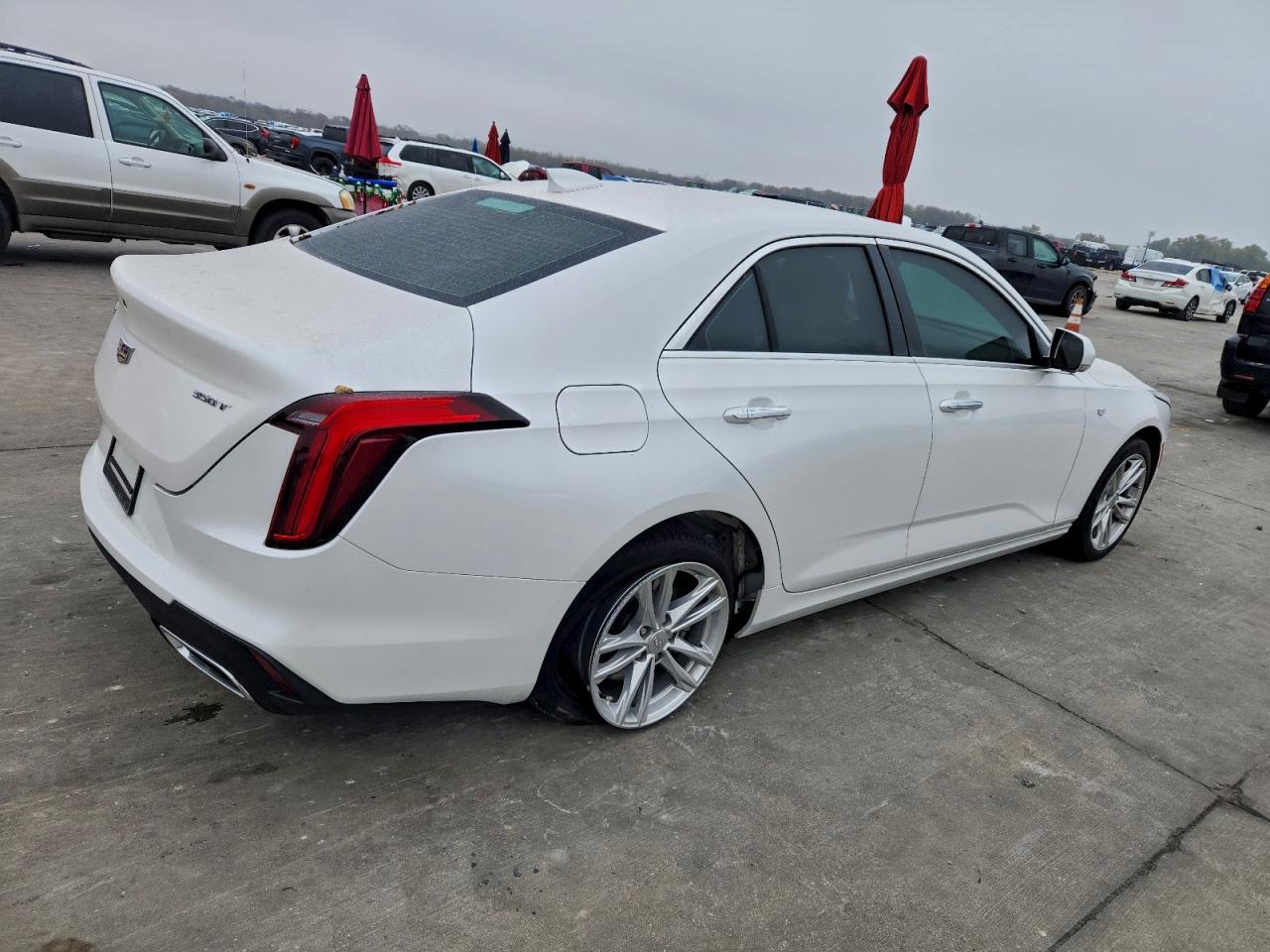 Cadillac CT4 Luxury Image 7