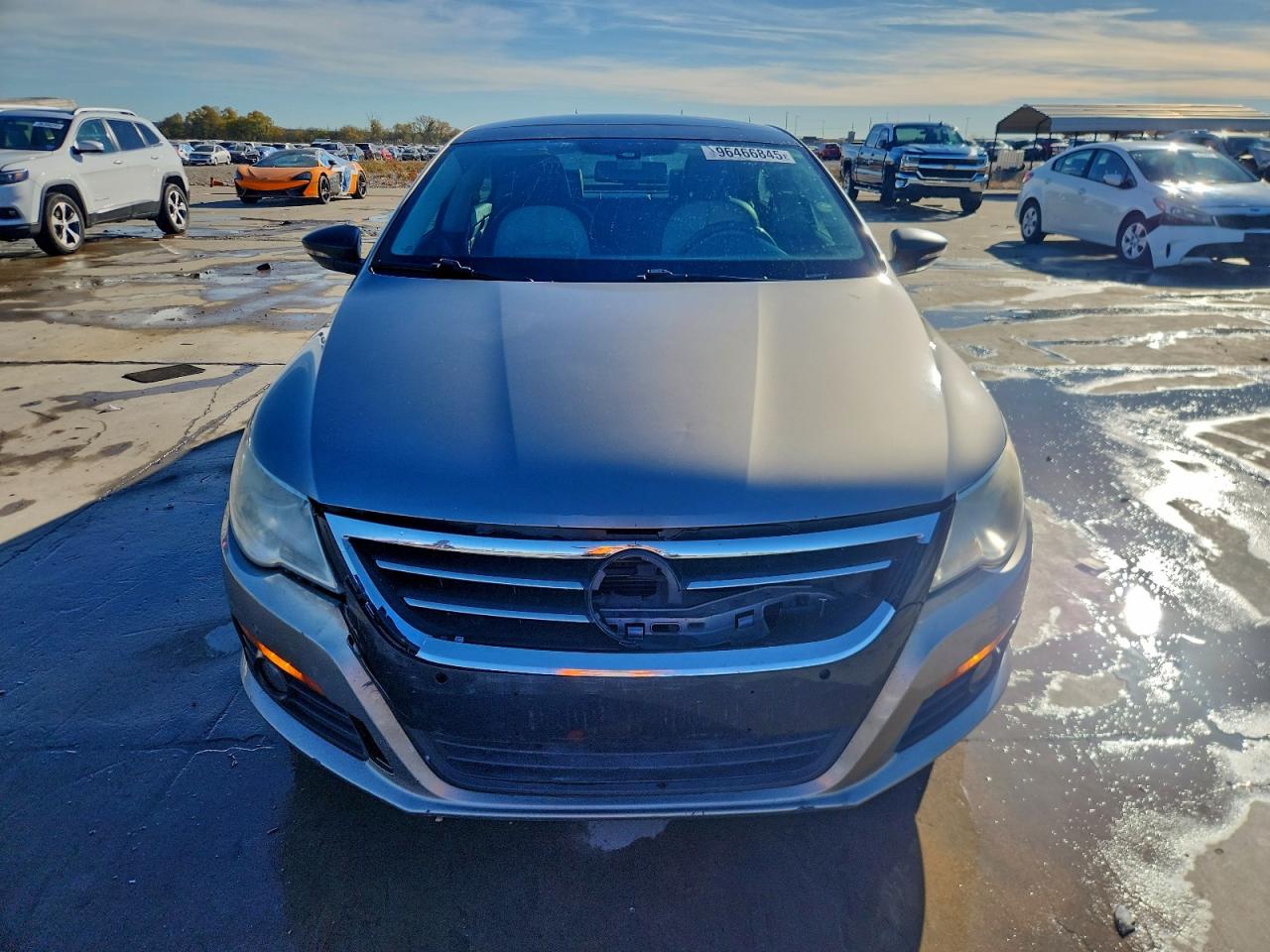 Volkswagen CC Luxury Image 3