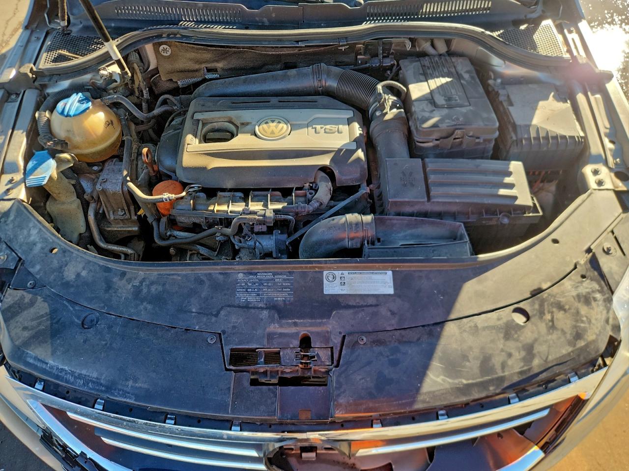 Volkswagen CC Luxury Image 10