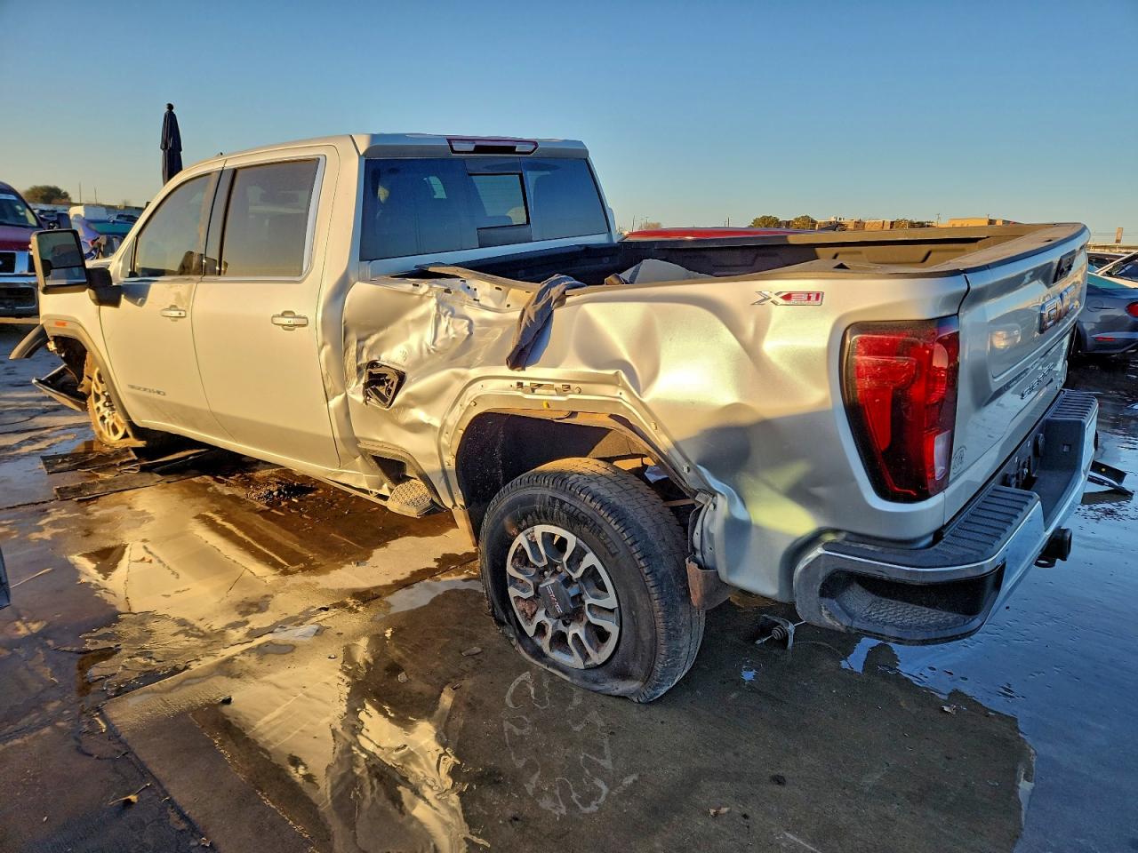 GMC Sierra K3500 Sle Image 8