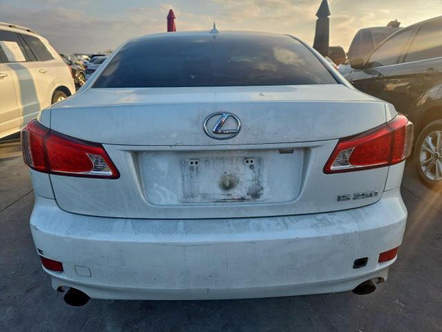 Lexus Is 250 Image 3