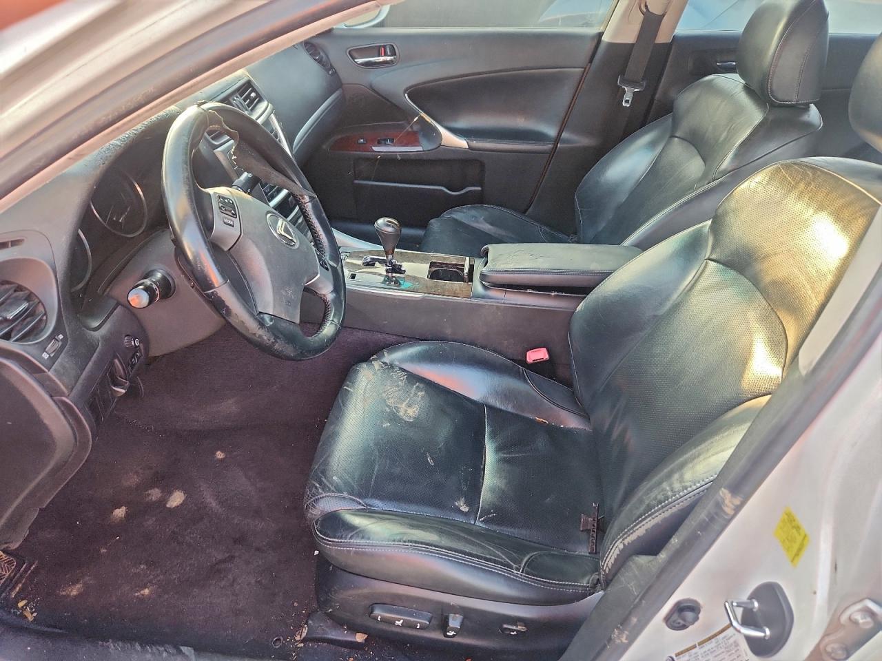 Lexus Is 250 Image 4