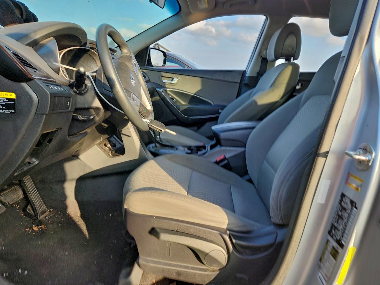 Hyundai SANTA FE Image 7