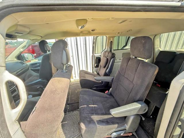 Dodge Caravan Mainstreet Image 5