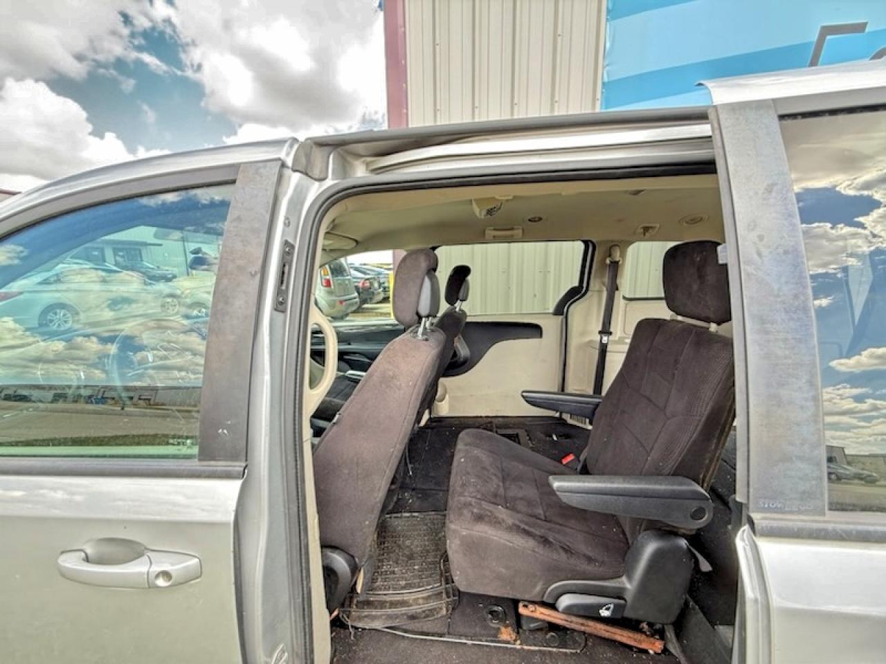 Dodge Caravan Mainstreet Image 9