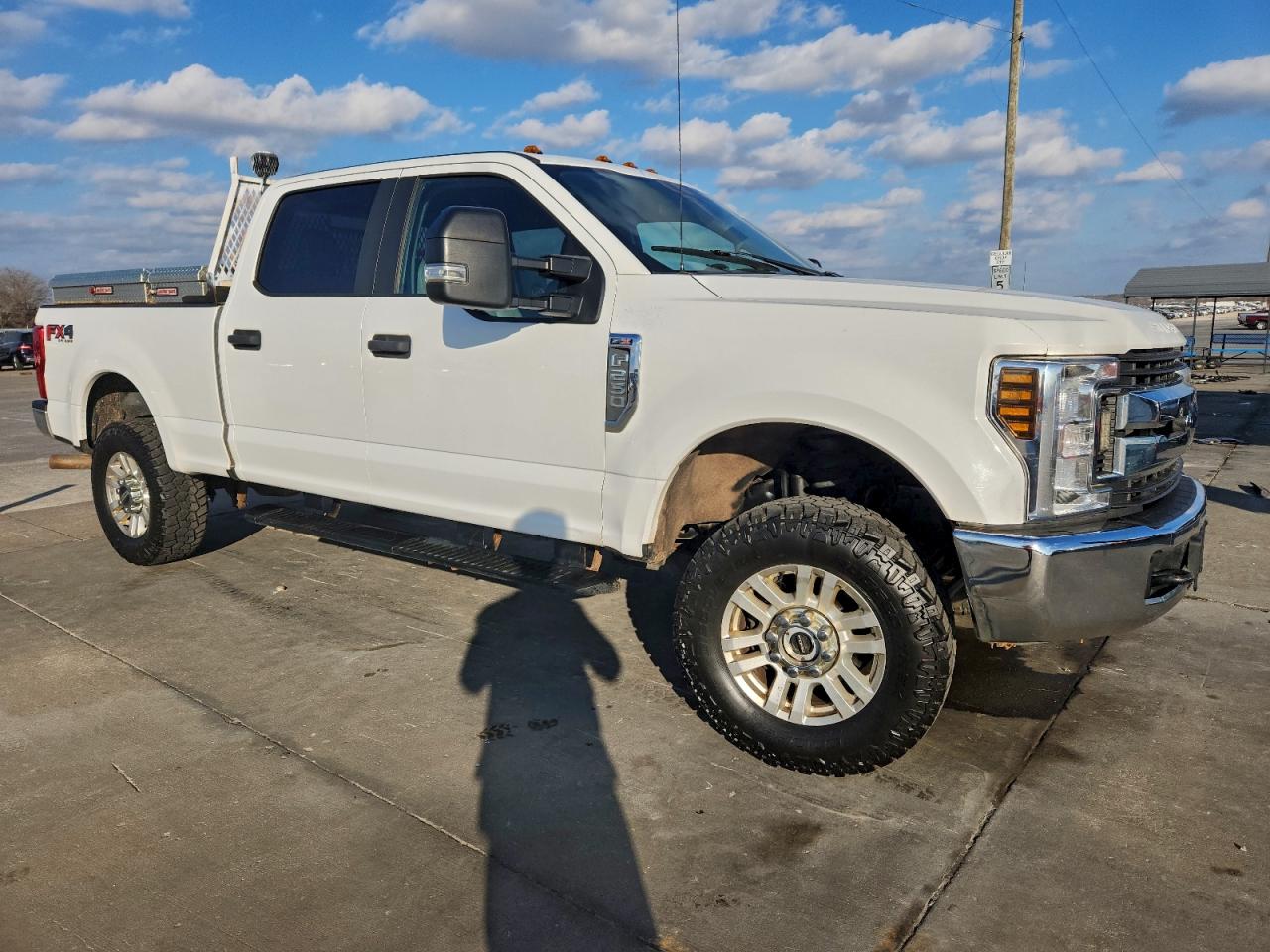 Ford F-250 Super Duty Image 12