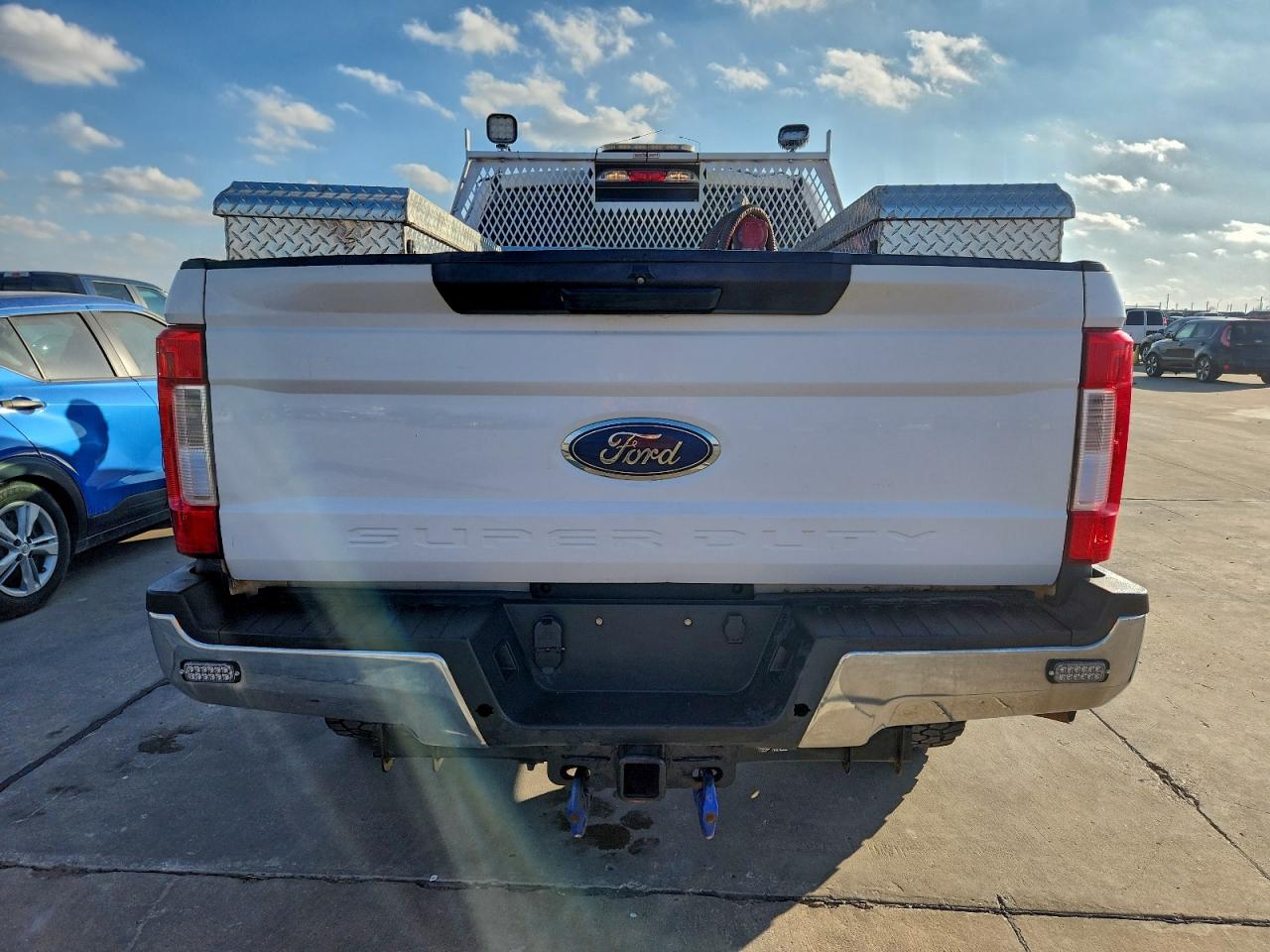 Ford F-250 Super Duty Image 7