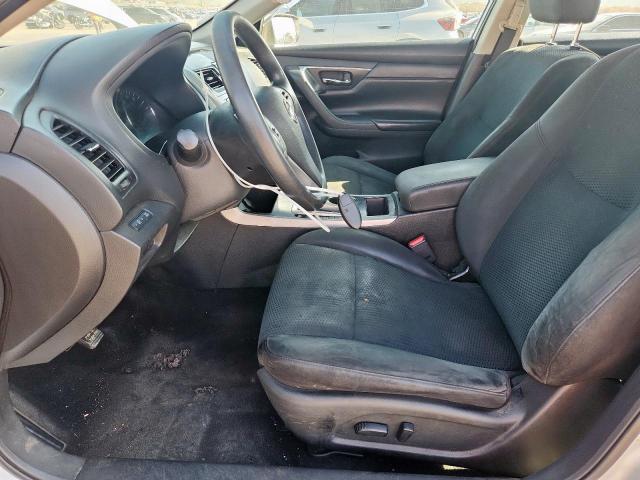 Nissan Altima 2.5 Image 9