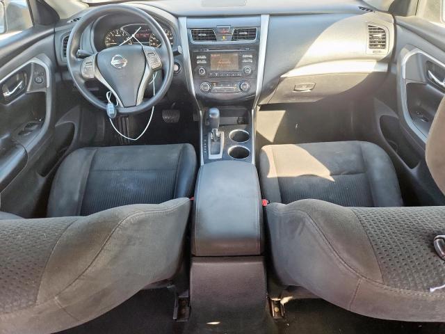 Nissan Altima 2.5 Image 3