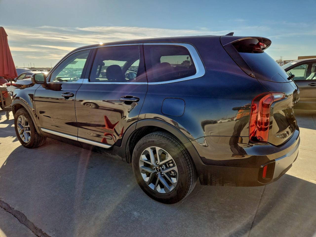 Kia Telluride Lx Image 2
