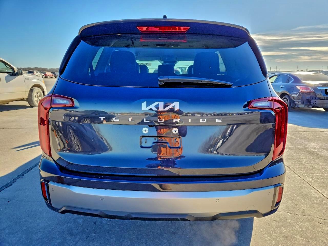 Kia Telluride Lx Image 5