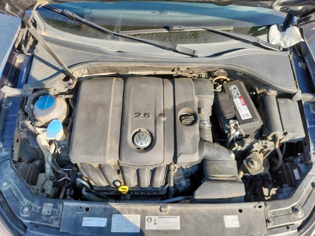 Volkswagen Passat S Image 6