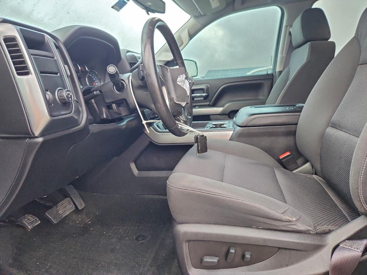 Chevrolet Silverado C1500 Lt Image 7