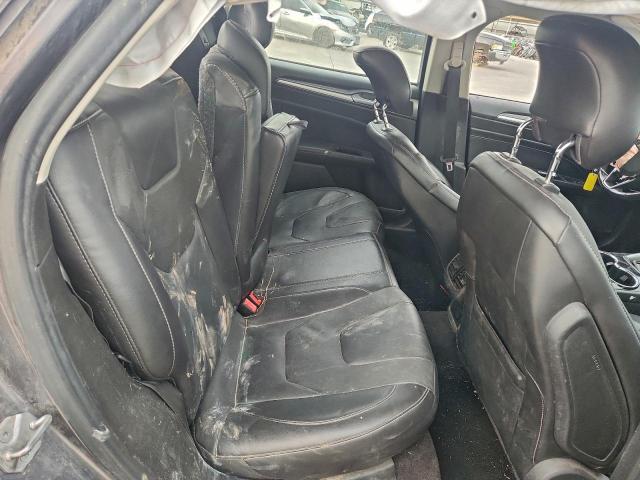 Ford Fusion Titanium Image 8