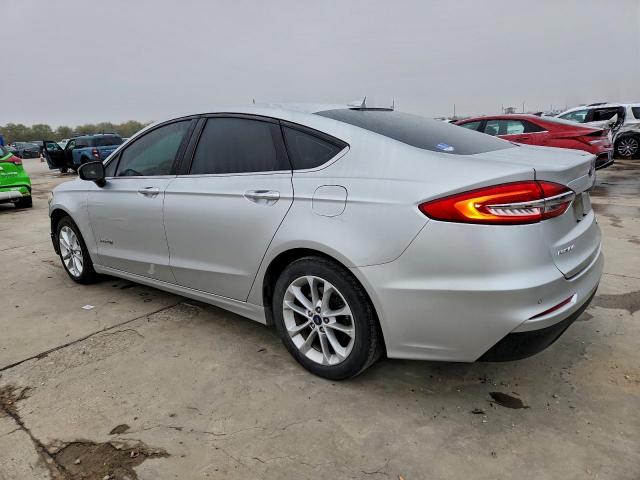 Ford Fusion Se Image 2