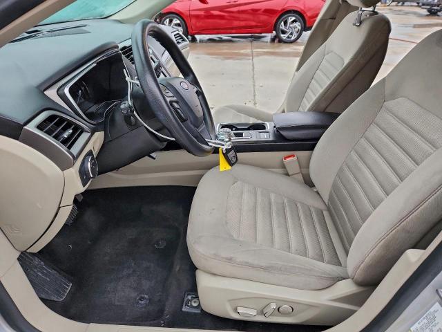 Ford Fusion Se Image 4