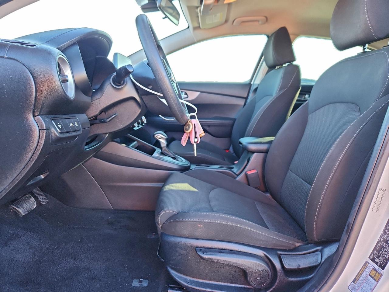 Kia Forte Fe Image 5