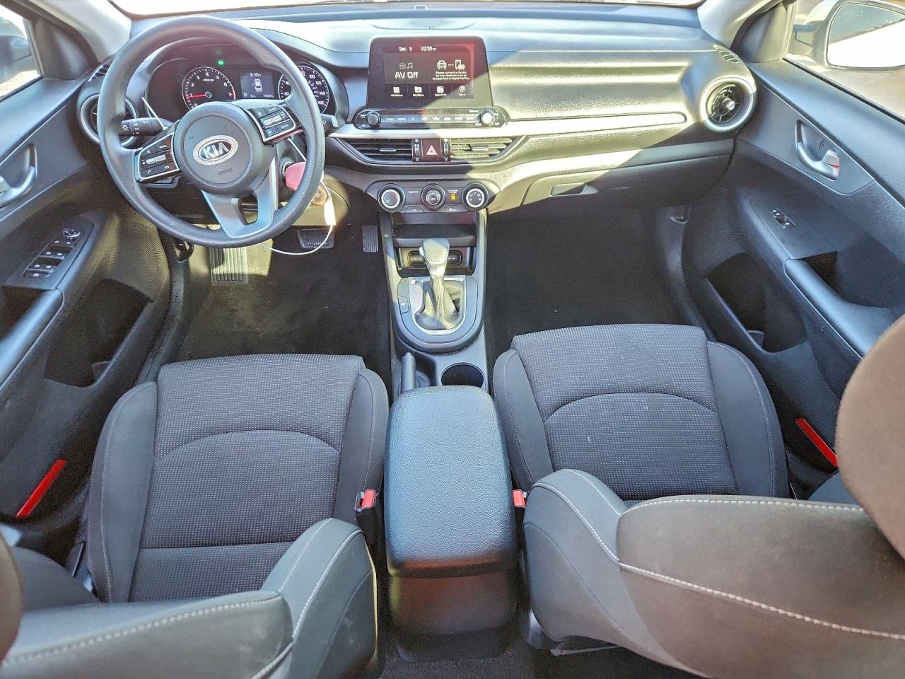 Kia Forte Fe Image 6