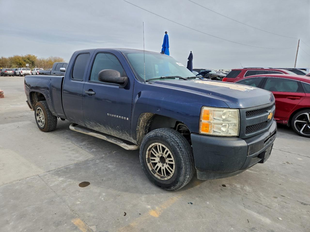 Chevrolet Silverado C1500 Image 5