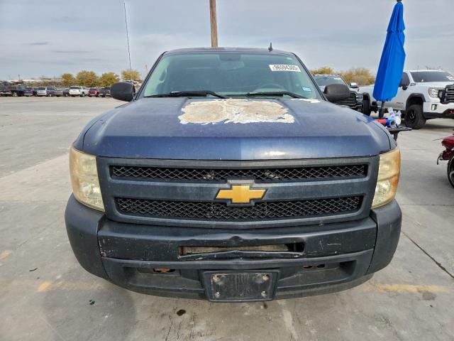 Chevrolet Silverado C1500 Image 11
