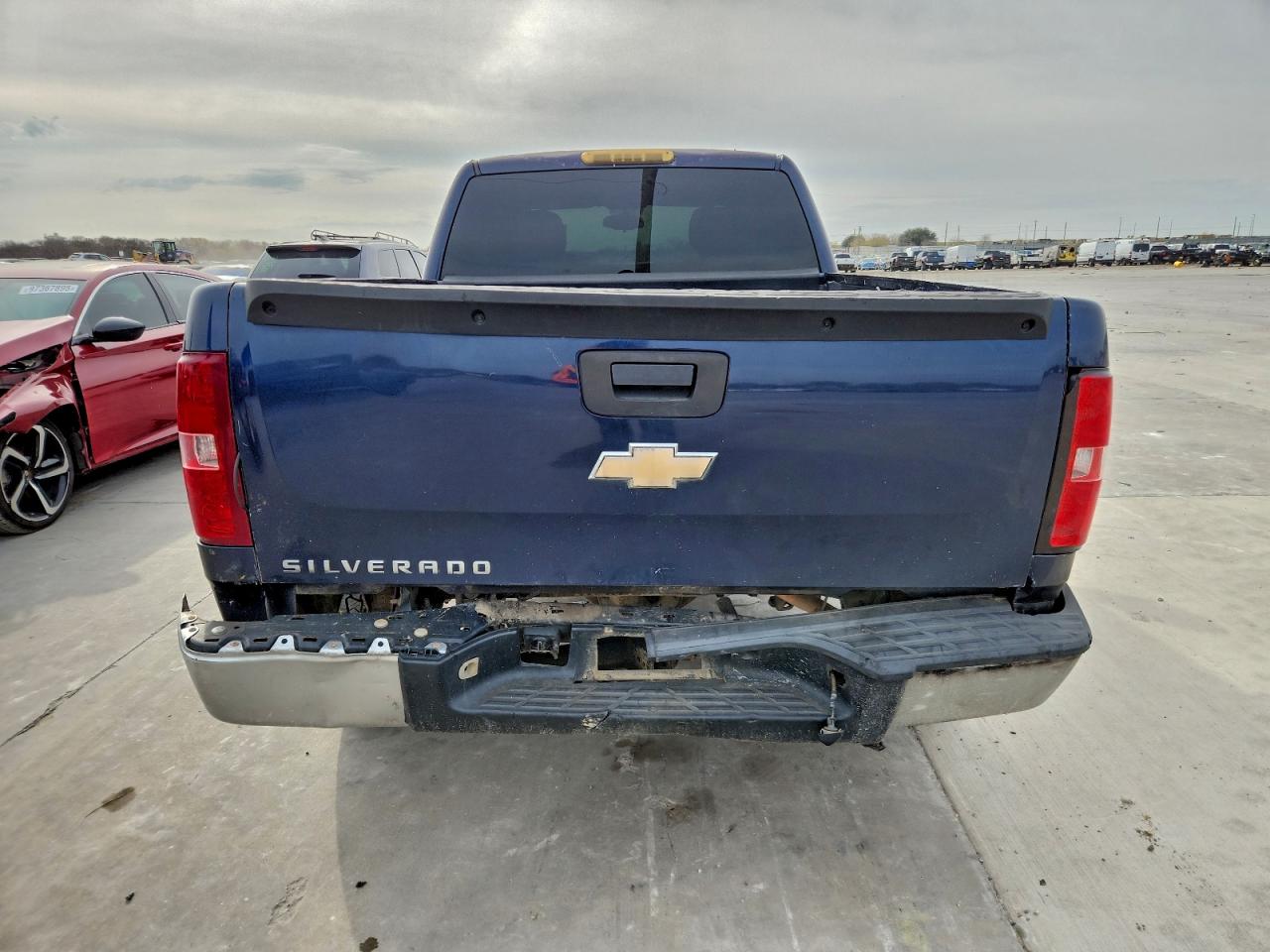 Chevrolet Silverado C1500 Image 7