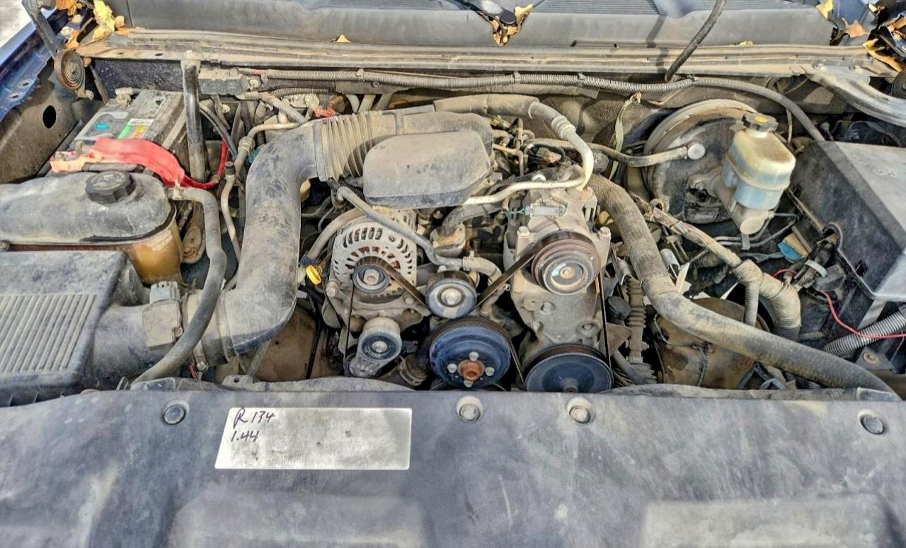 Chevrolet Silverado C1500 Image 3